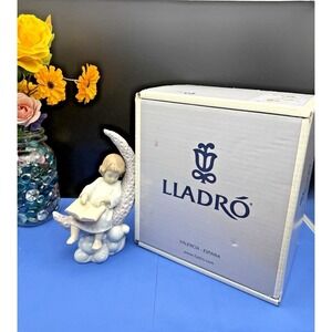 Lladro Dreaming Of The Stars Figurine #6840 Original Box Mint Condition Retired